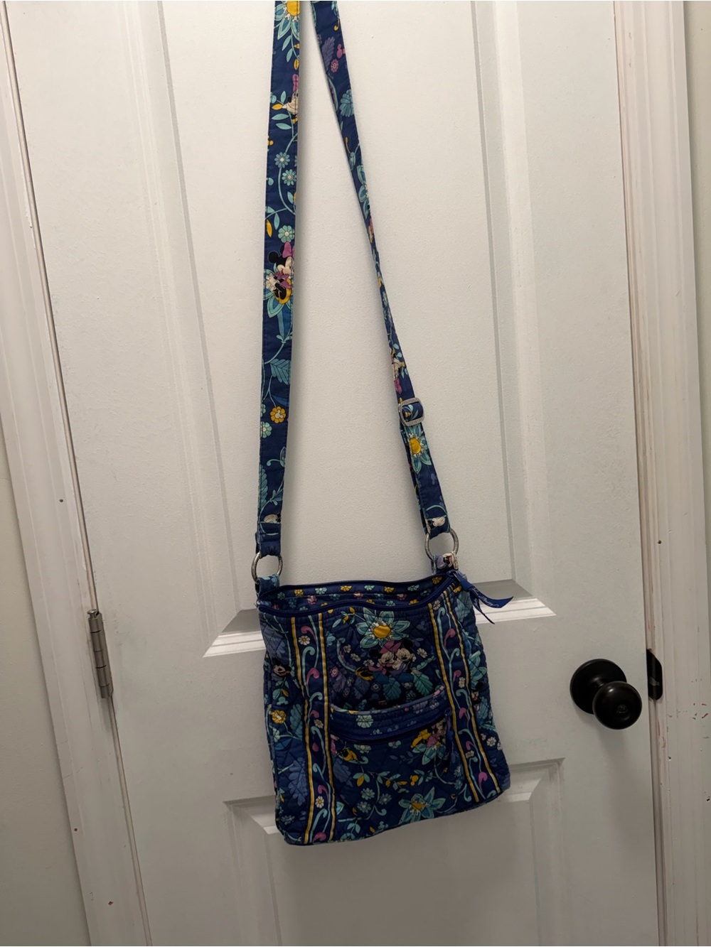 Disney Vera Bradley Navy Floral Crossbody Bag with wallet - Picture 2 of 5